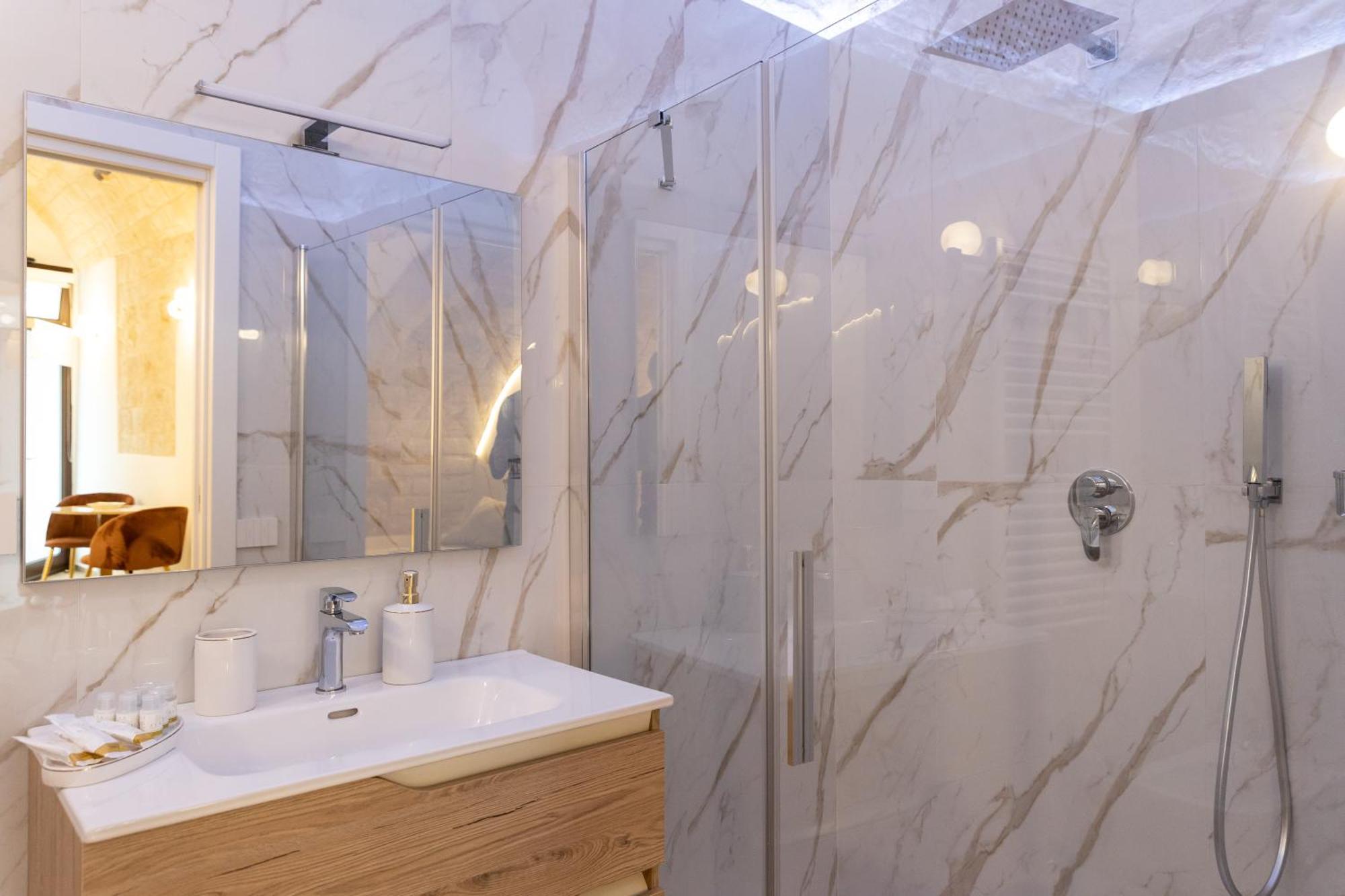 Carola Luxury Room Барі Екстер'єр фото