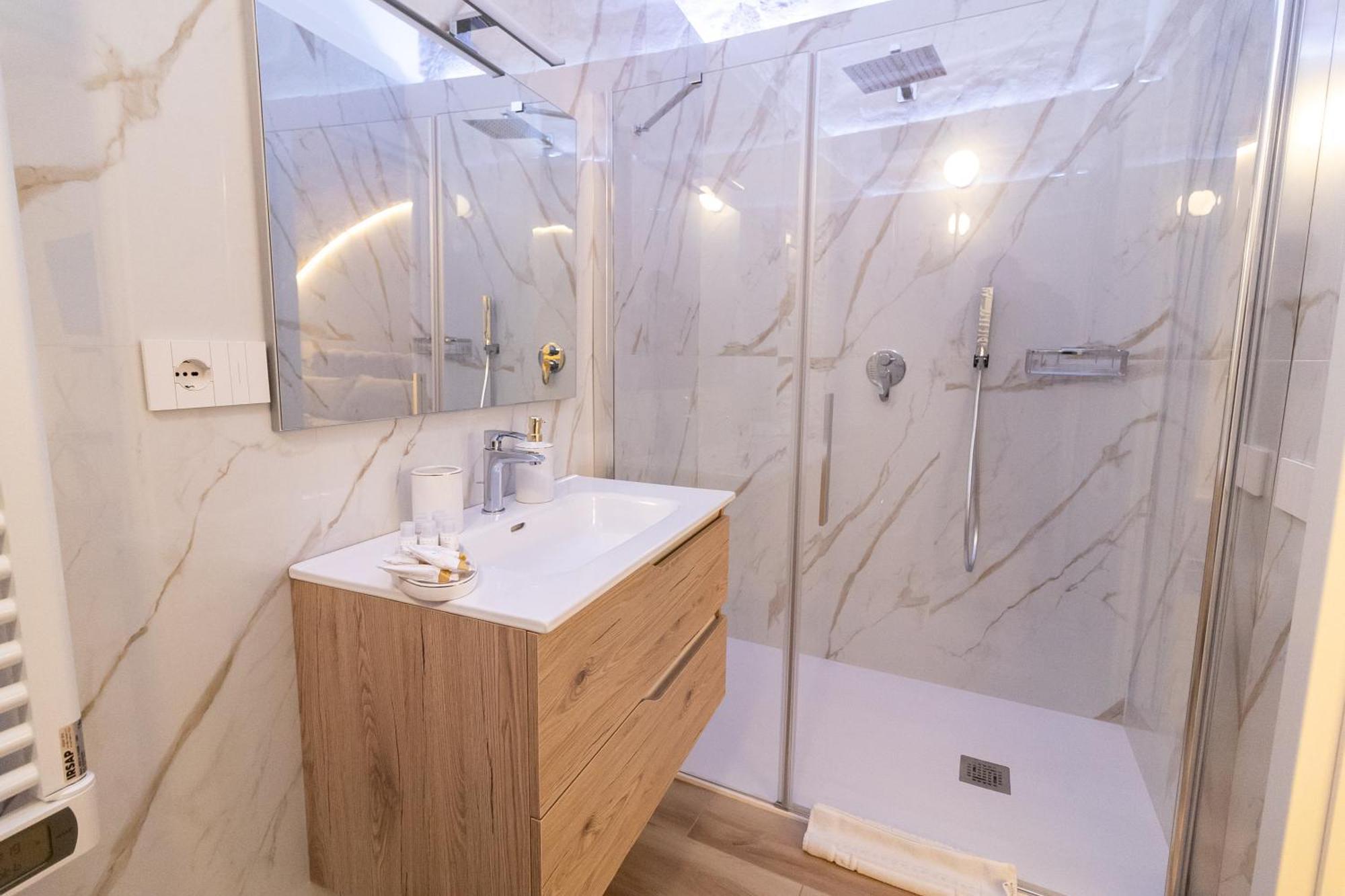 Carola Luxury Room Барі Екстер'єр фото