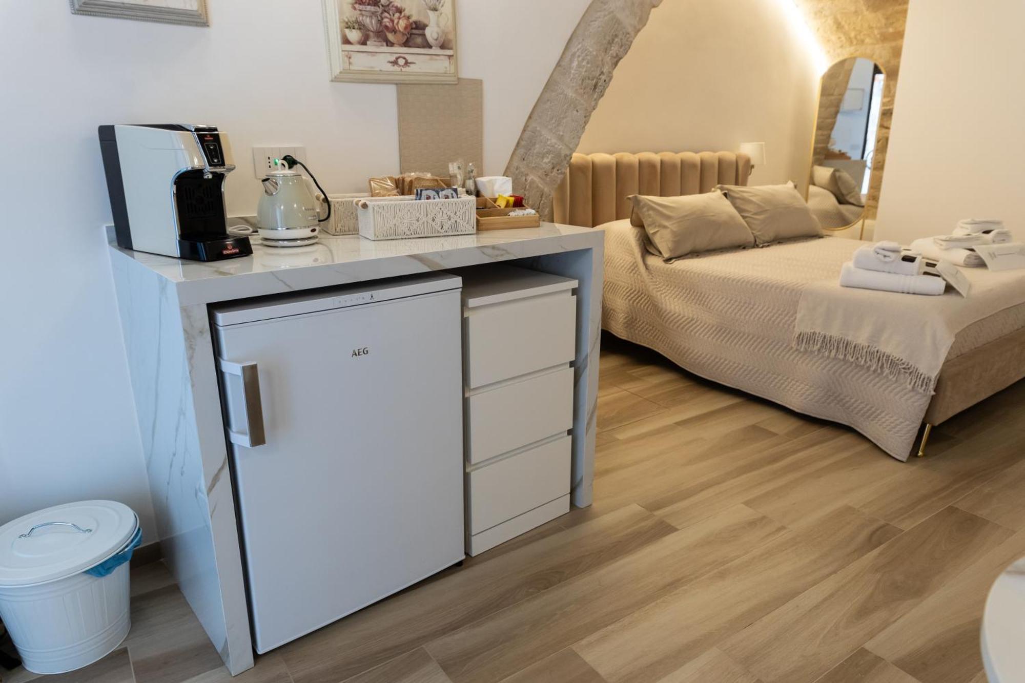 Carola Luxury Room Барі Екстер'єр фото