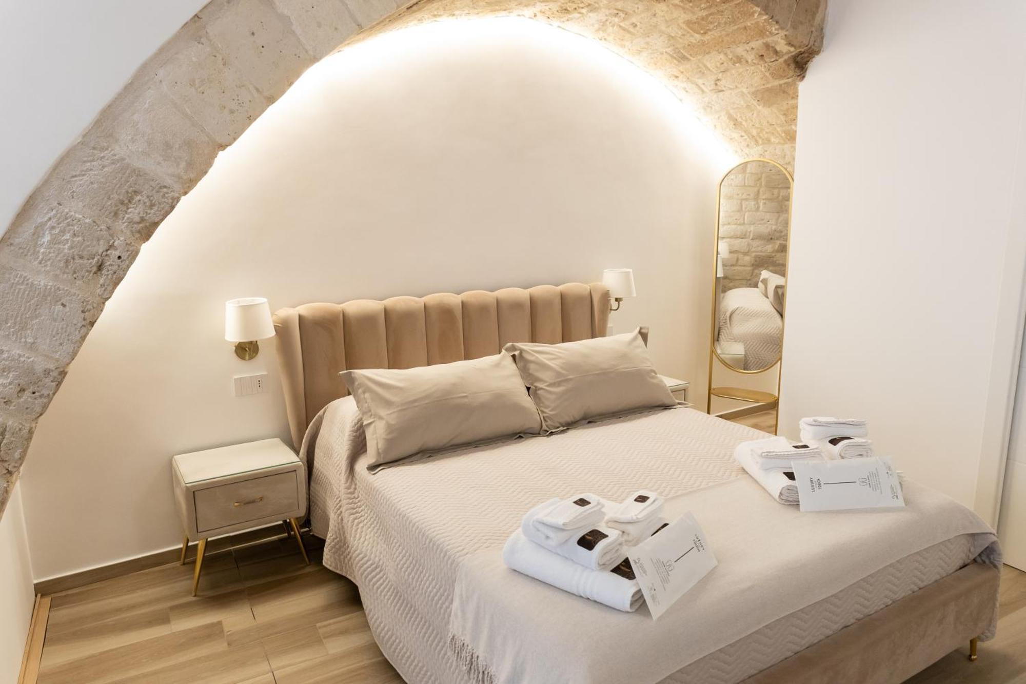Carola Luxury Room Барі Екстер'єр фото